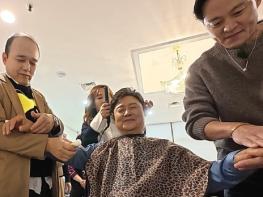 [SBS 비서진] ‘꽃할배 수발 전문’ 이서진, 이번엔 80대 가요계 살아있는 전설 남진을 만나다 기사 이미지