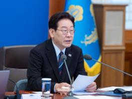 이 대통령 '국가 안보 차원서 첨단 기술과 인재 중점 보호' 기사 이미지